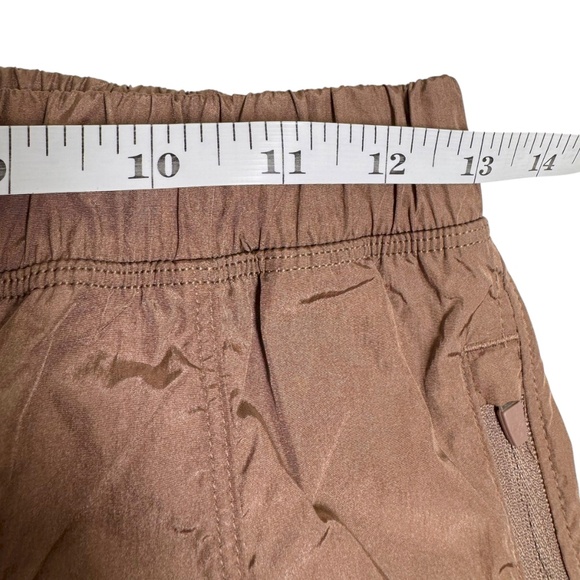 TNA (Aritzia) | Prima Pant | XS | Mid-rise | Relaxed-fit | Y2K | Streetwear - Picture 12 of 15